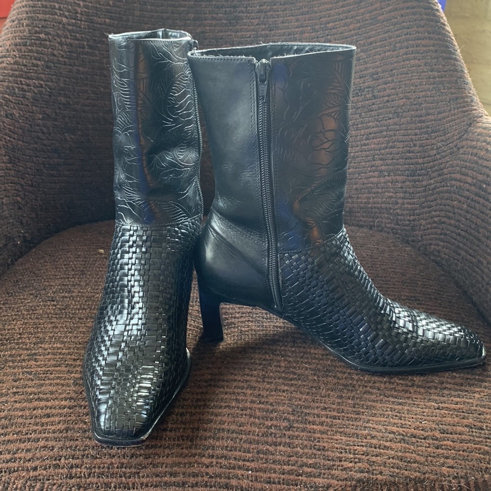 Brazilian Learher Black Boot - Picture 1 of 5